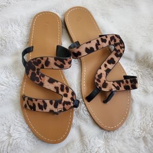 WILD DIVA CHEETAH SANDALS SIZE 7